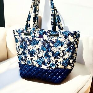 Steve Madden Broverr Quilted Tote / Floral Blue